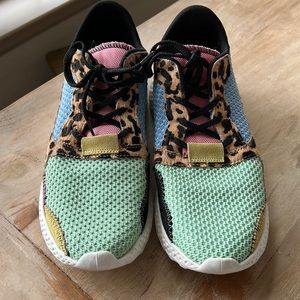 Steve Madden Running Shoes